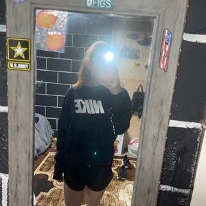 Nike Womens sweatshirt